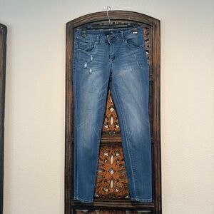 1822 Denim Women's Light Blue Skinny Jeans